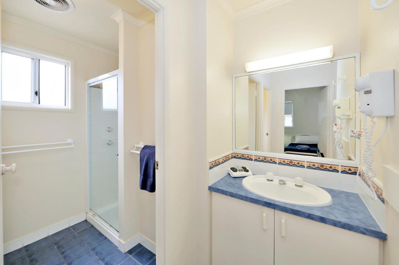 Cane Village Holiday Park Bundaberg Extérieur photo