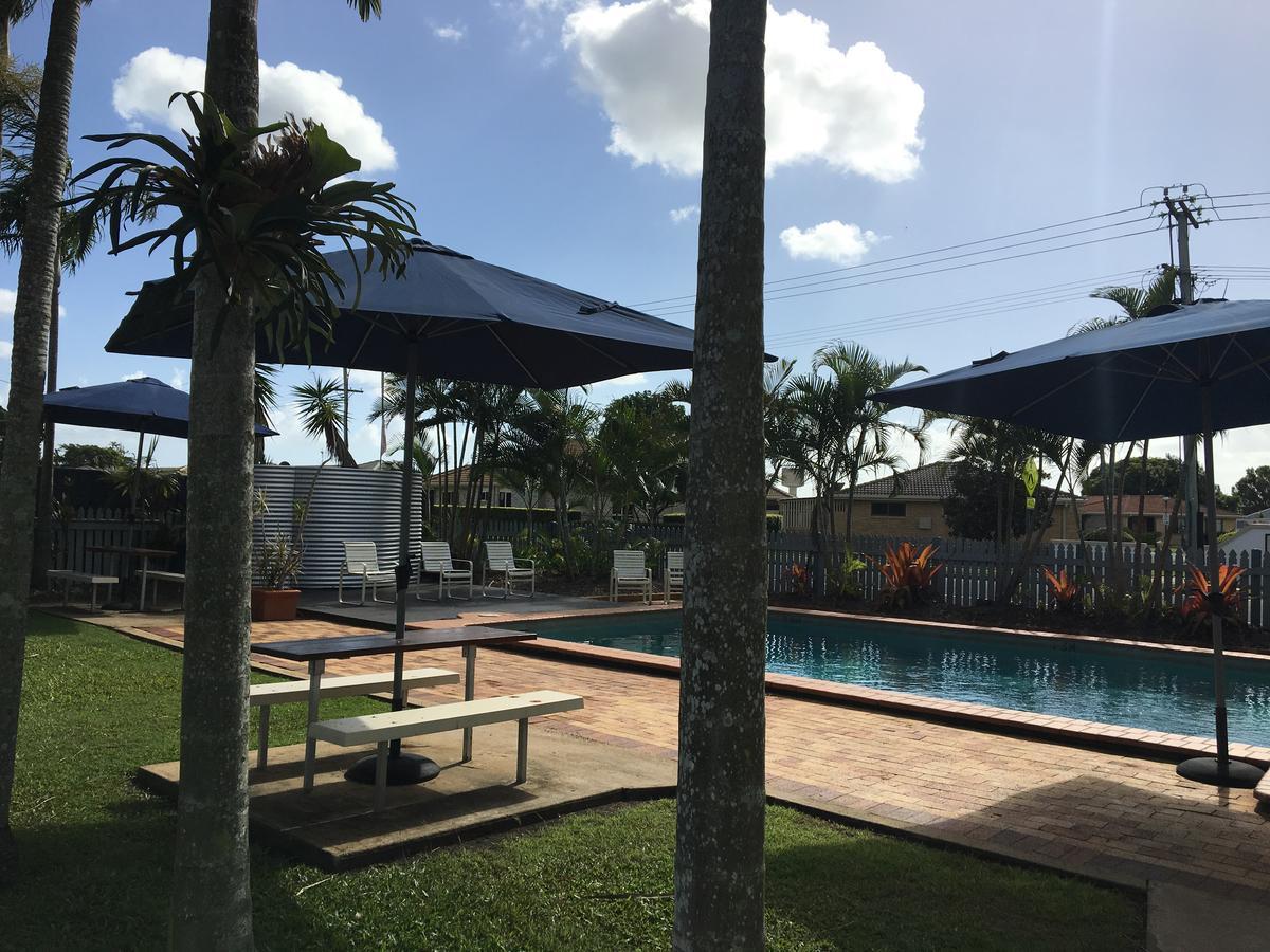 Cane Village Holiday Park Bundaberg Extérieur photo