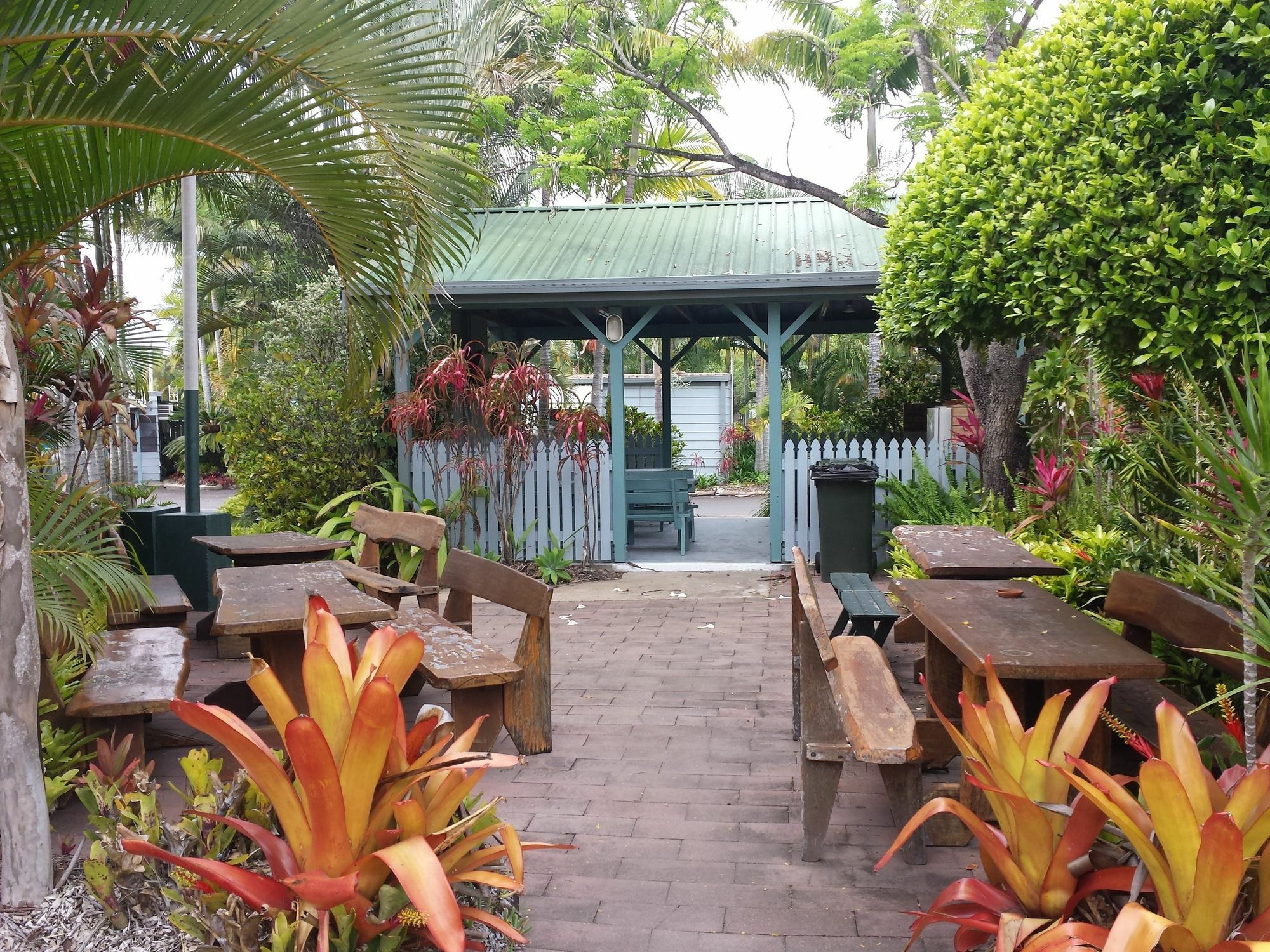 Cane Village Holiday Park Bundaberg Extérieur photo